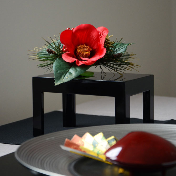 黒塗 ミニ飾り台 ロータイプ【日本製 花器 花材 フラワーベース 花台